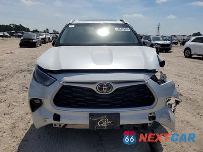 Piąte zdjęcie samochodu w środku: 2024 TOYOTA HIGHLANDER LE VIN:5TDKDRBH5RS547361 - miniatura
