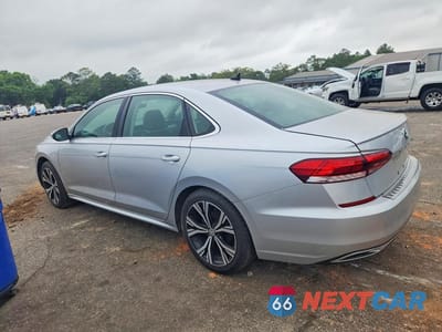Drugie zdjęcie samochodu z przodu: 2021 VOLKSWAGEN PASSAT SE VIN:1VWSA7A3XMC000676 - miniatura