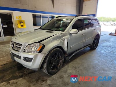 2008 MERCEDES-BENZ GL 450 4MATIC 4JGBF71E28A301784 - główne zdjęcie licytacji z USA - miniatura
