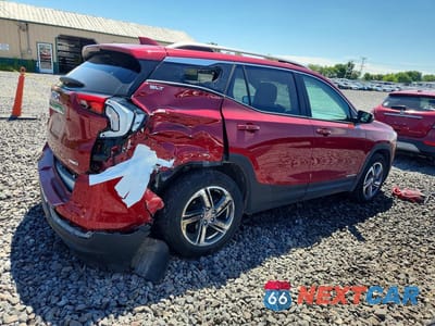 Trzecie zdjęcie samochodu z tyłu: 2020 GMC TERRAIN SLT VIN:3GKALVEV3LL211007 - miniatura