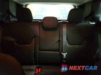 Zdjęcie 10 z 13 samochodu: 2017 JEEP RENEGADE LATITUDE VIN:ZACCJBBB9HPE42317 - miniatura