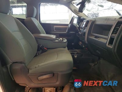 Zdjęcie 10 z 12 samochodu: 2015 RAM 2500 ST VIN:3C6MR5AJ7FG689140 - miniatura