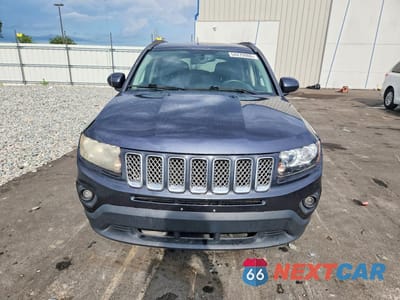 Piąte zdjęcie samochodu w środku: 2014 JEEP COMPASS LATITUDE VIN:1C4NJDEB2ED623589 - miniatura