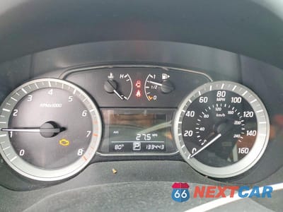 Zdjęcie 9 z 12 samochodu: 2014 NISSAN SENTRA SV VIN:3N1AB7AP8EY255014 - miniatura