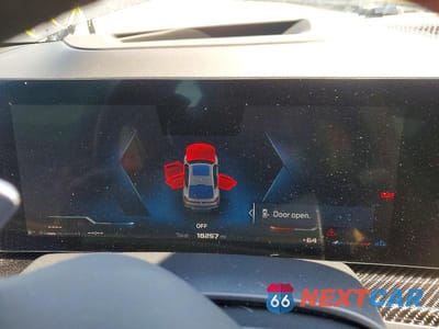 Zdjęcie 9 z 13 samochodu: 2025 BMW X6 M60I VIN:5UX43EX00S9Y28834 - miniatura