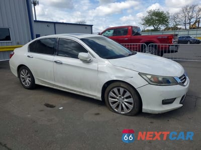 Czwarte zdjęcie samochodu z boku: 2015 HONDA ACCORD EXL VIN:1HGCR3F8XFA012727 - miniatura