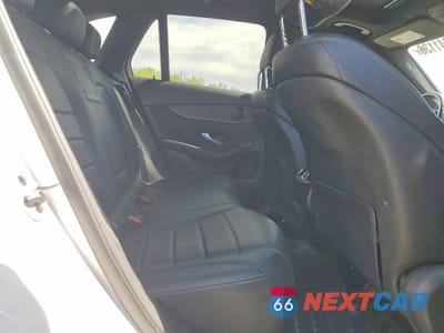 Zdjęcie 11 z 13 samochodu: 2022 MERCEDES-BENZ GLC 300 4MATIC VIN:W1N0G8EB5NG118928 - miniatura