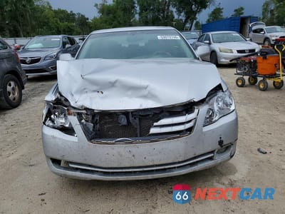 Piąte zdjęcie samochodu w środku: 2005 TOYOTA AVALON XLS VIN:4T1BK36B05U041575 - miniatura