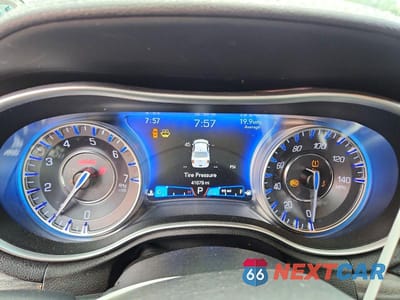 Zdjęcie 9 z 13 samochodu: 2022 CHRYSLER 300 TOURING VIN:2C3CCAAG9NH209895 - miniatura