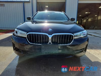 Piąte zdjęcie samochodu w środku: 2023 BMW 530E VIN:WBA13AG0XPCN67524 - miniatura