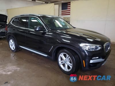 Czwarte zdjęcie samochodu z boku: 2019 BMW X3 XDRIVE30I VIN:5UXTR9C50KLR08639 - miniatura