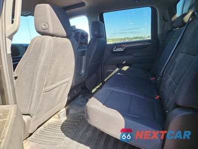 Zdjęcie 10 z 12 samochodu: 2025 CHEVROLET SILVERADO K3500 LT VIN:1GB4KTEY6SF173229 - miniatura
