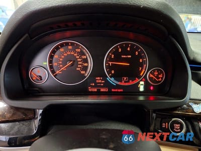 Zdjęcie 9 z 13 samochodu: 2014 BMW X5 XDRIVE35I VIN:5UXKR0C55E0K47588 - miniatura