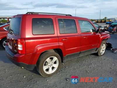 Trzecie zdjęcie samochodu z tyłu: 2014 JEEP PATRIOT LATITUDE VIN:1C4NJPFB0ED700220 - miniatura