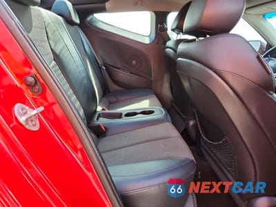 Zdjęcie 10 z 12 samochodu: 2013 HYUNDAI VELOSTER BASE VIN:KMHTC6AD9DU165256 - miniatura