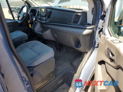 Zdjęcie 8 z 13 samochodu: 2020 FORD TRANSIT 250 DELIVERY VAN VIN:1FTBR3X8XLKA72487 - miniatura
