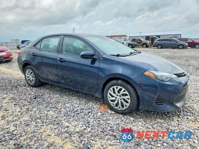 Czwarte zdjęcie samochodu z boku: 2018 TOYOTA COROLLA LE VIN:2T1BURHE0JC099055 - miniatura