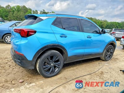 Trzecie zdjęcie samochodu z tyłu: 2025 BUICK ENCORE GX SPORT TOURING VIN:KL4AMESLXSB012574 - miniatura