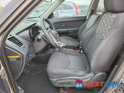 Zdjęcie 7 z 14 samochodu: 2011 KIA SOUL + VIN:KNDJT2A21B7215694 - miniatura