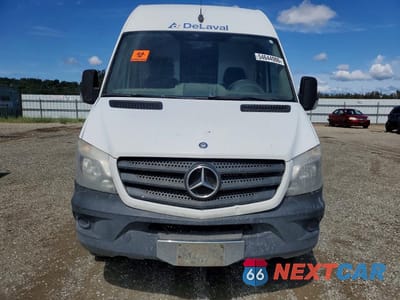 Piąte zdjęcie samochodu w środku: 2014 MERCEDES-BENZ SPRINTER 3500 VIN:WD3PF4CC7E5832224 - miniatura