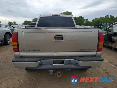 Zdjęcie 6 z 12 samochodu: 2002 CHEVROLET SILVERADO K1500 HEAVY DUTY VIN:1GCGK13U32F173959 - miniatura