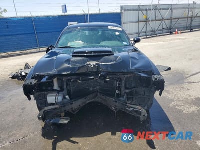 Piąte zdjęcie samochodu w środku: 2013 DODGE CHALLENGER R VIN:2C3CDYBT9DH614526 - miniatura