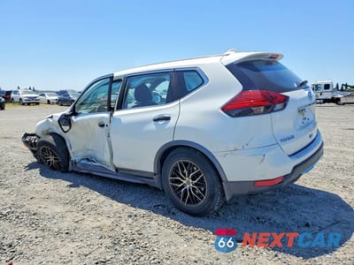 Drugie zdjęcie samochodu z przodu: 2017 NISSAN ROGUE S VIN:JN8AT2MTXHW150027 - miniatura