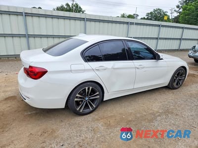 Trzecie zdjęcie samochodu z tyłu: 2018 BMW 330 I VIN:WBA8B9G56JNU98628 - miniatura
