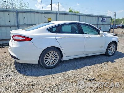 Piąte zdjęcie samochodu w środku: 2014 FORD FUSHION VIN:3FA6P0PU3ER324331 - miniatura