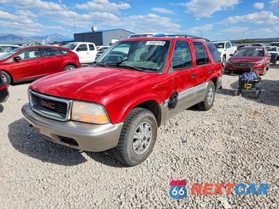 1998 GMC JIMMY 1GKDT13W2W2528140 - główne zdjęcie licytacji z USA - miniatura