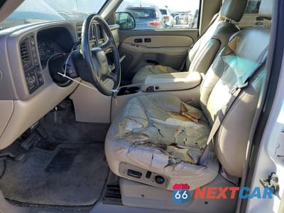 Zdjęcie 7 z 13 samochodu: 2001 GMC YUKON XL K2500 VIN:3GKGK26G51G177279 - miniatura