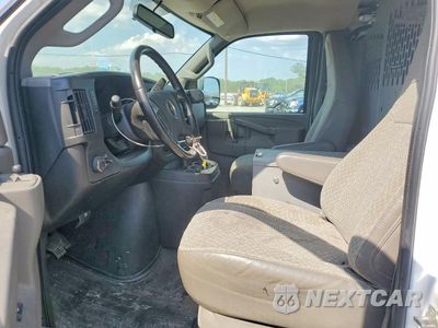 Zdjęcie 7 z 14 samochodu: 2022 CHEVROLET EXPRESS G2500 VIN:1GCWGAFP0N1270413 - miniatura