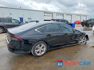 Trzecie zdjęcie samochodu z tyłu: 2025 HONDA ACCORD LX VIN:1HGCY1F23SA043749 - miniatura