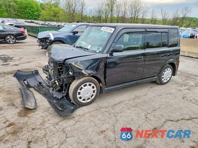 2006 TOYOTA SCION XB JTLKT334364053801 - główne zdjęcie licytacji z USA - miniatura