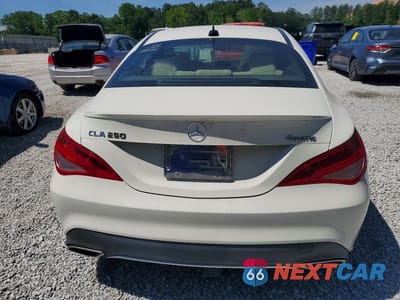 Zdjęcie 6 z 12 samochodu: 2018 MERCEDES-BENZ CLA 250 4MATIC VIN:WDDSJ4GB1JN543209 - miniatura