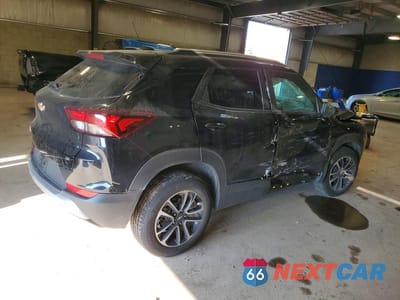 Trzecie zdjęcie samochodu z tyłu: 2025 CHEVROLET TRAILBLAZER LT VIN:KL79MPSL1SB179780 - miniatura