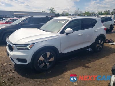 2019 VOLVO XC40 T5 MOMENTUM YV4162UK3K2069926 - główne zdjęcie licytacji z USA - miniatura