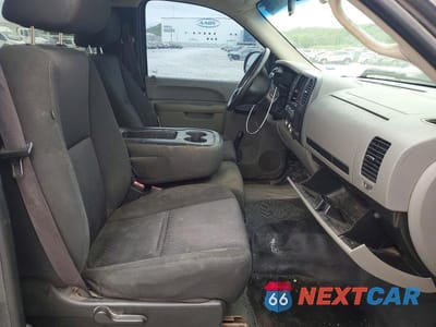 Zdjęcie 10 z 12 samochodu: 2011 CHEVROLET SILVERADO C1500 VIN:1GCNCPEX6BZ345124 - miniatura