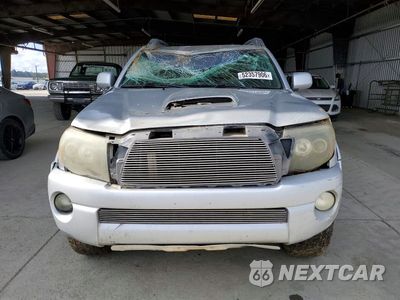 Piąte zdjęcie samochodu w środku: 2005 TOYOTA TACOMA DOUBLE CAB VIN:5TELU42N75Z114277 - miniatura
