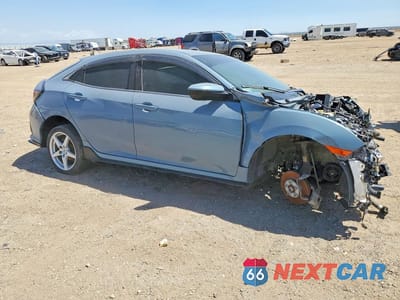 Czwarte zdjęcie samochodu z boku: 2017 HONDA CIVIC SPORT VIN:SHHFK7H43HU233239 - miniatura