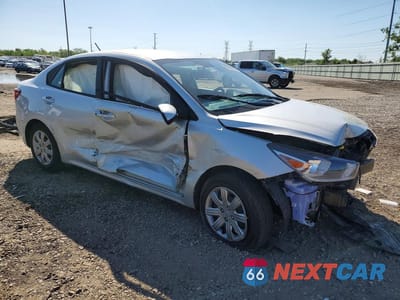 Czwarte zdjęcie samochodu z boku: 2023 KIA RIO LX VIN:3KPA24AD8PE629031 - miniatura