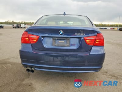 Zdjęcie 6 z 12 samochodu: 2011 BMW 328 XI SULEV VIN:WBAPK5G5XBNN80562 - miniatura