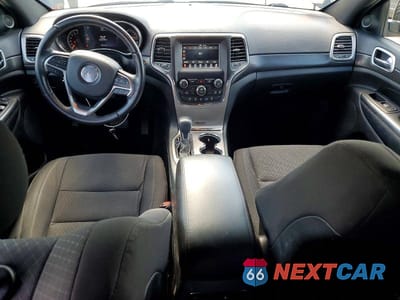 Zdjęcie 8 z 13 samochodu: 2018 JEEP GRAND CHEROKEE LAREDO VIN:1C4RJFAG5JC506930 - miniatura