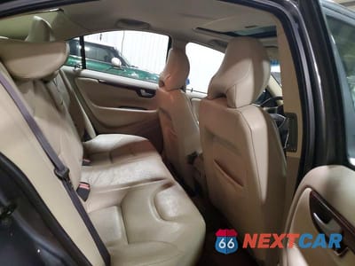 Zdjęcie 10 z 13 samochodu: 2003 VOLVO S60 2.4T VIN:YV1RS58D232259503 - miniatura