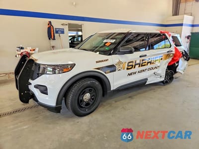 2025 FORD EXPLORER POLICE INTERCEPTOR 1FM5K8AC8SGC79730 - główne zdjęcie licytacji z USA - miniatura