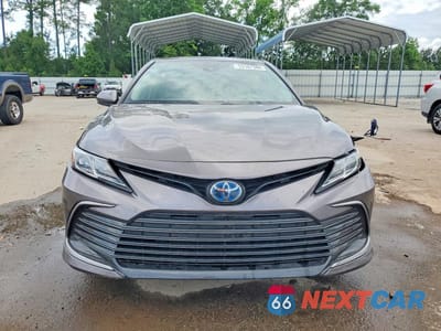 Piąte zdjęcie samochodu w środku: 2024 TOYOTA CAMRY LE VIN:4T1C31AK0RU629236 - miniatura