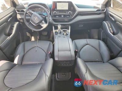 Zdjęcie 8 z 13 samochodu: 2024 TOYOTA HIGHLANDER LE VIN:5TDKDRBH5RS547361 - miniatura