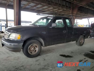 2003 FORD F150 1FTRX17283NA84804 - główne zdjęcie licytacji z USA - miniatura
