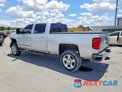 Drugie zdjęcie samochodu z przodu: 2016 CHEVROLET SILVERADO K2500 HEAVY DUTY LT VIN:1GC1KVEG7GF233379 - miniatura