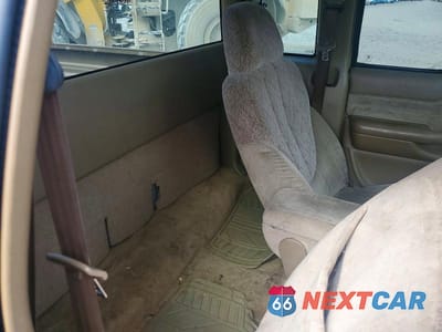 Zdjęcie 10 z 12 samochodu: 2002 GMC SONOMA VIN:1GTCS19W228116499 - miniatura